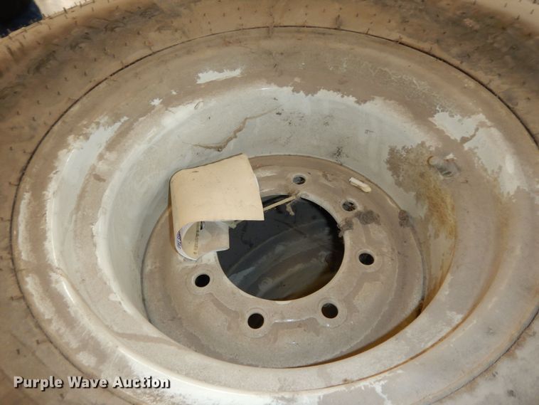 image for item KS9419 (3) tires