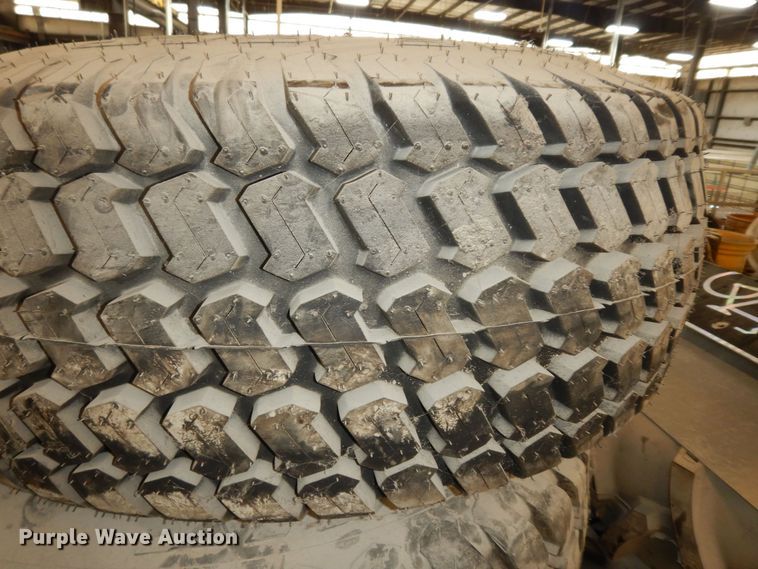 image for item KS9419 (3) tires