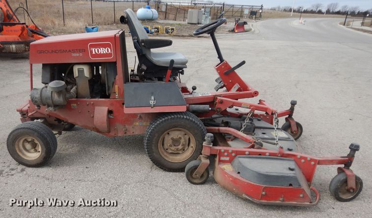 image for item KS9421 Toro Groundmaster 328D  lawn mower