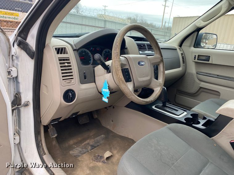 image for item KV9691 2010 Ford Escape  SUV