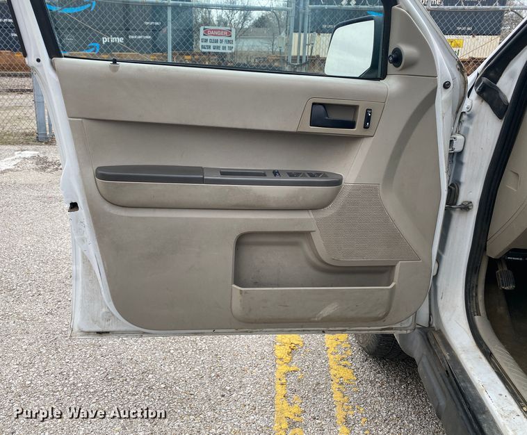 image for item KV9691 2010 Ford Escape  SUV