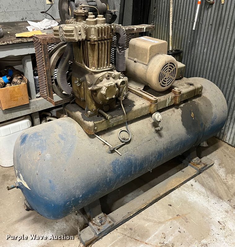 image for item LA9820 Air compressor