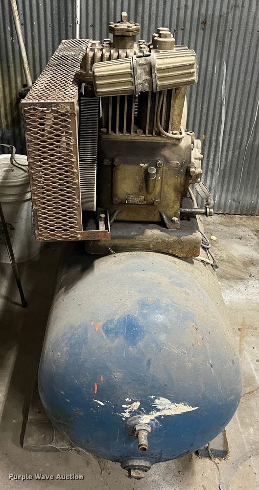 image for item LA9820 Air compressor