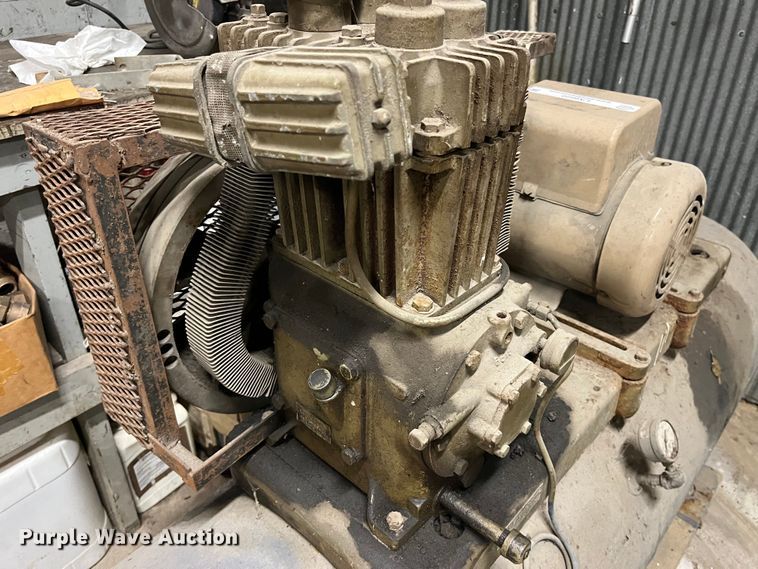 image for item LA9820 Air compressor