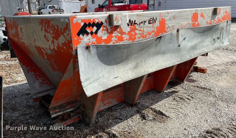 image for item LA9822 salt spreader