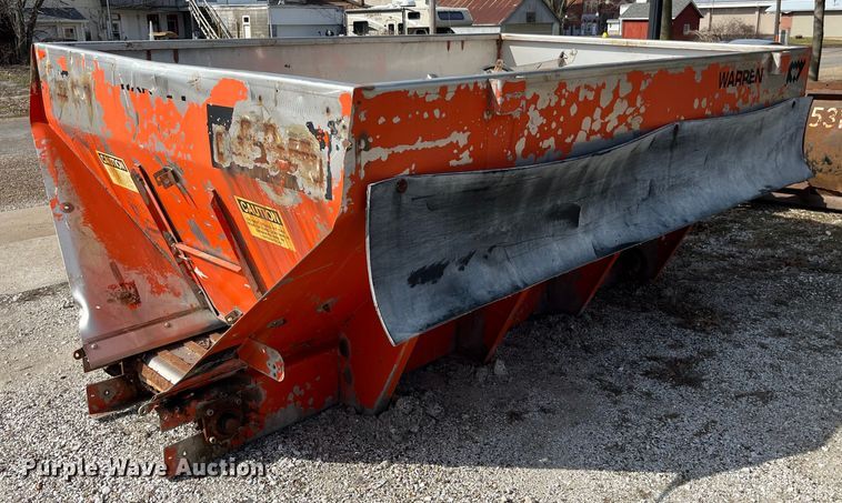 image for item LA9822 salt spreader