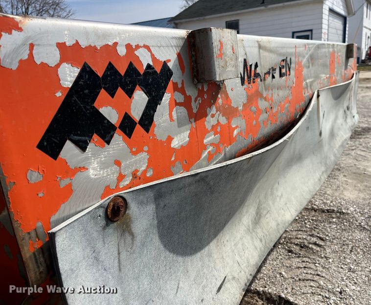 image for item LA9822 salt spreader