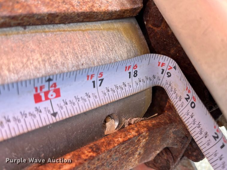 image for item LA9822 salt spreader