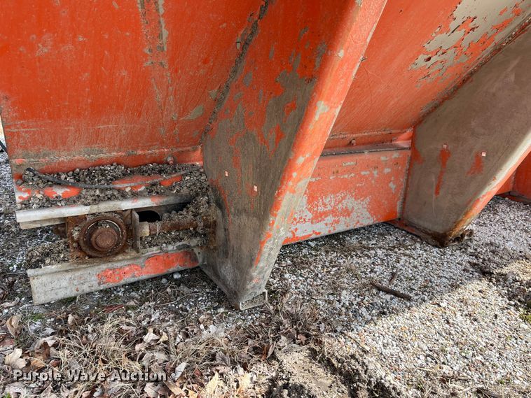 image for item LA9822 salt spreader