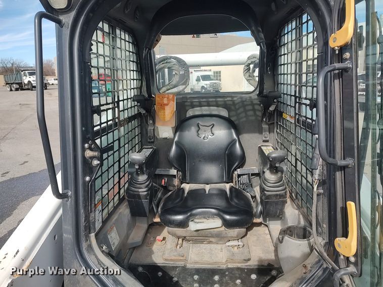 image for item LG9590 2010 Bobcat S650  skid steer loader