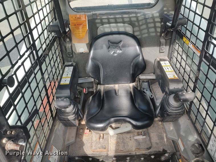 image for item LG9590 2010 Bobcat S650  skid steer loader