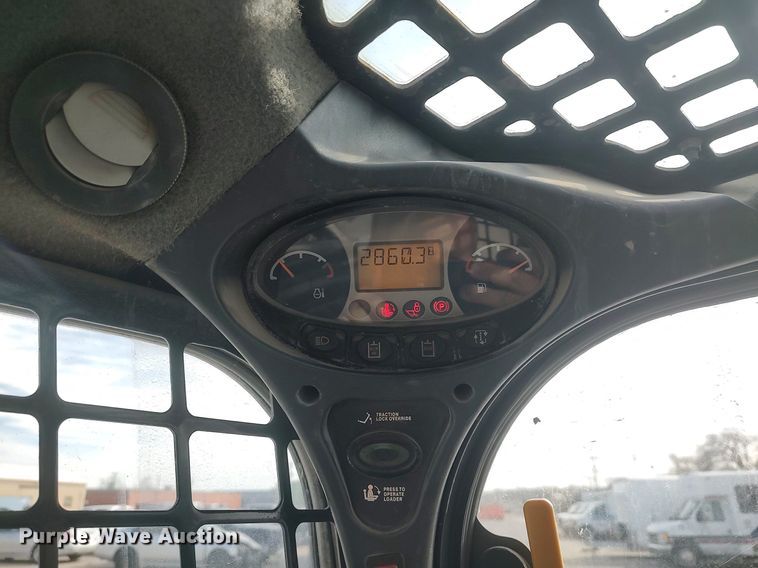 image for item LG9590 2010 Bobcat S650  skid steer loader