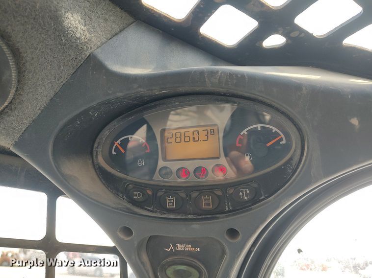 image for item LG9590 2010 Bobcat S650  skid steer loader