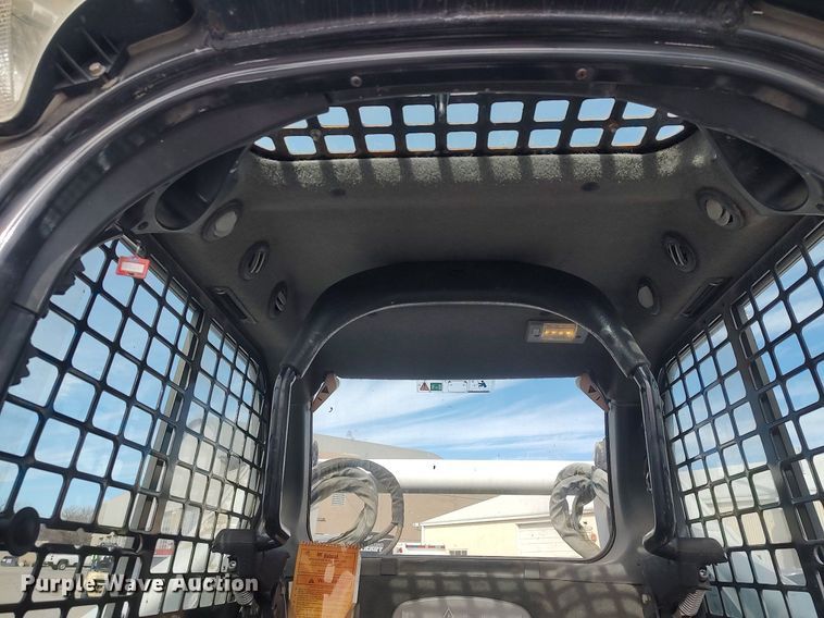 image for item LG9590 2010 Bobcat S650  skid steer loader