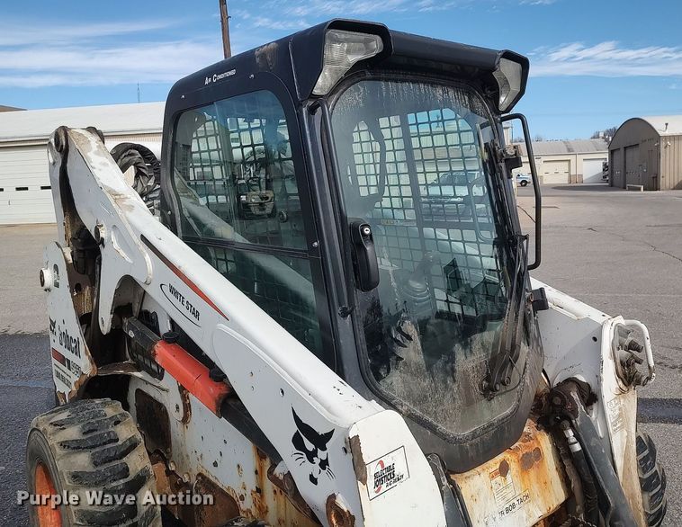 image for item LG9590 2010 Bobcat S650  skid steer loader