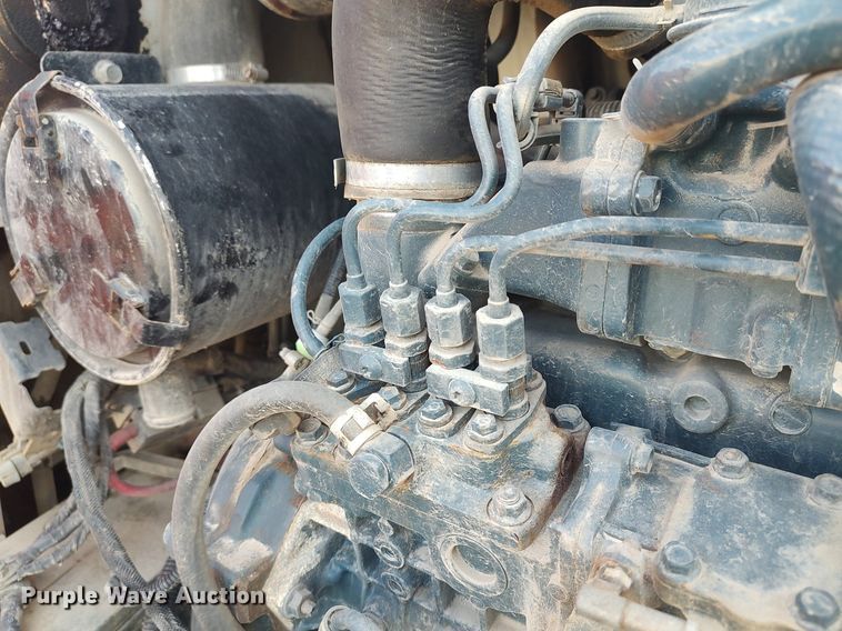 image for item LG9590 2010 Bobcat S650  skid steer loader