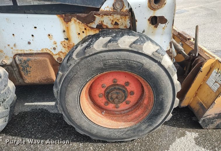 image for item LG9590 2010 Bobcat S650  skid steer loader