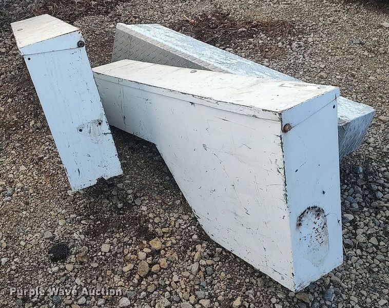 image for item LG9608 (3) toolboxes