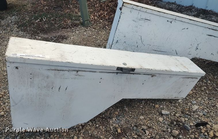 image for item LG9608 (3) toolboxes