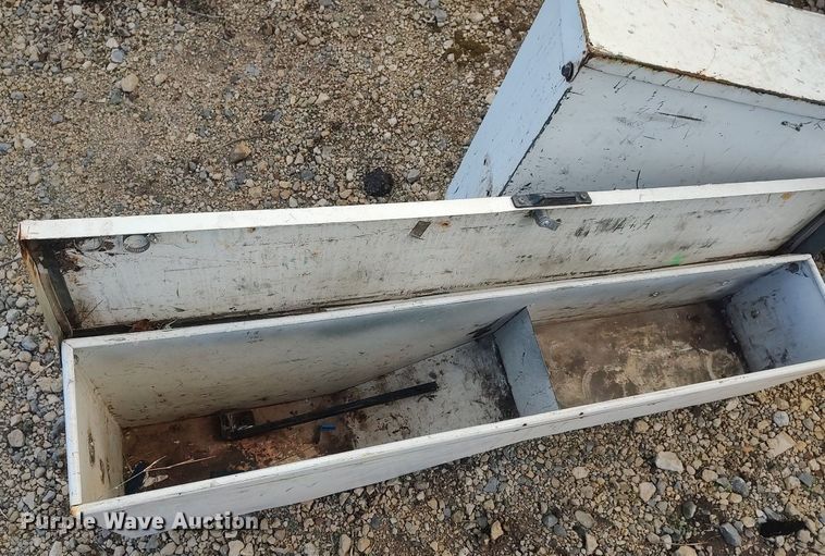 image for item LG9608 (3) toolboxes