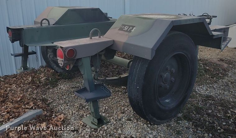 image for item LG9609 2011 Schutt Industries M200A1  utility trailer