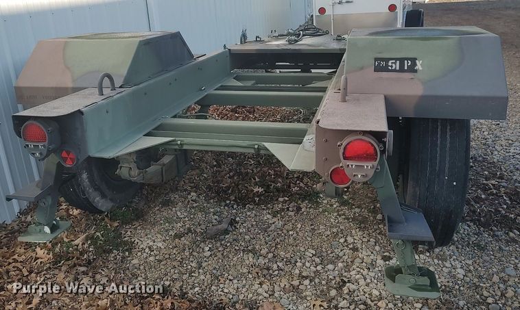 image for item LG9609 2011 Schutt Industries M200A1  utility trailer