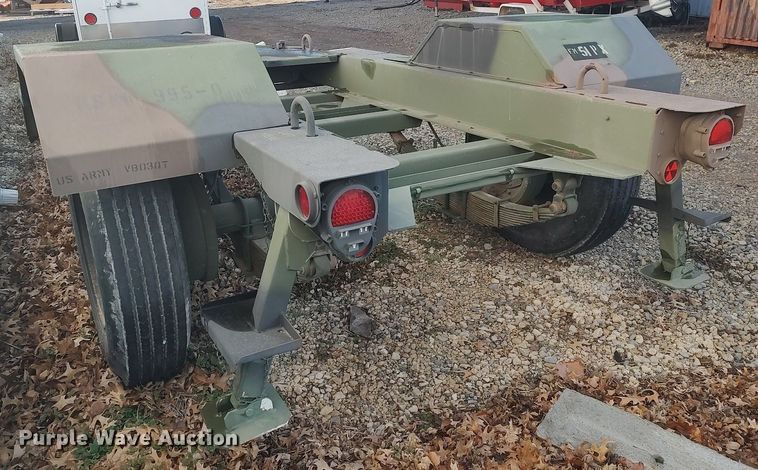 image for item LG9609 2011 Schutt Industries M200A1  utility trailer