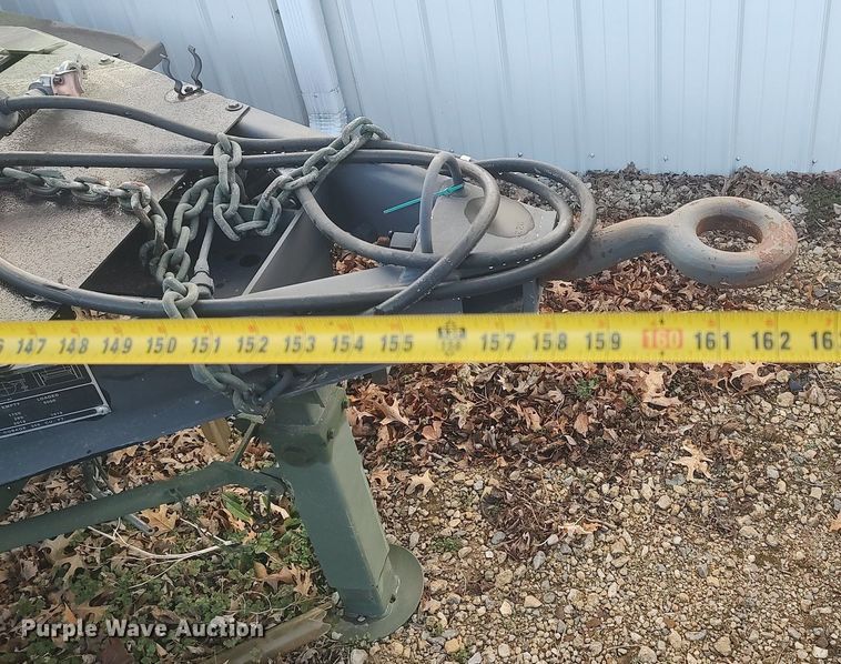 image for item LG9609 2011 Schutt Industries M200A1  utility trailer