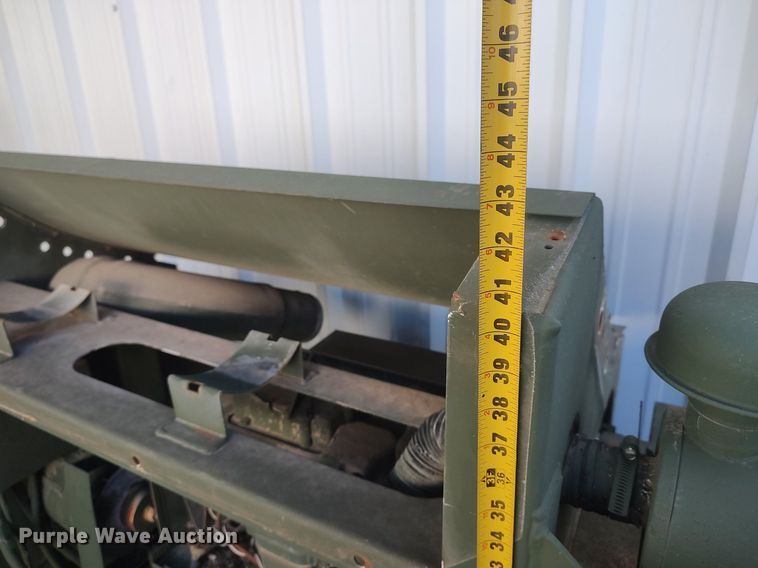 image for item LG9610 Onan  generator