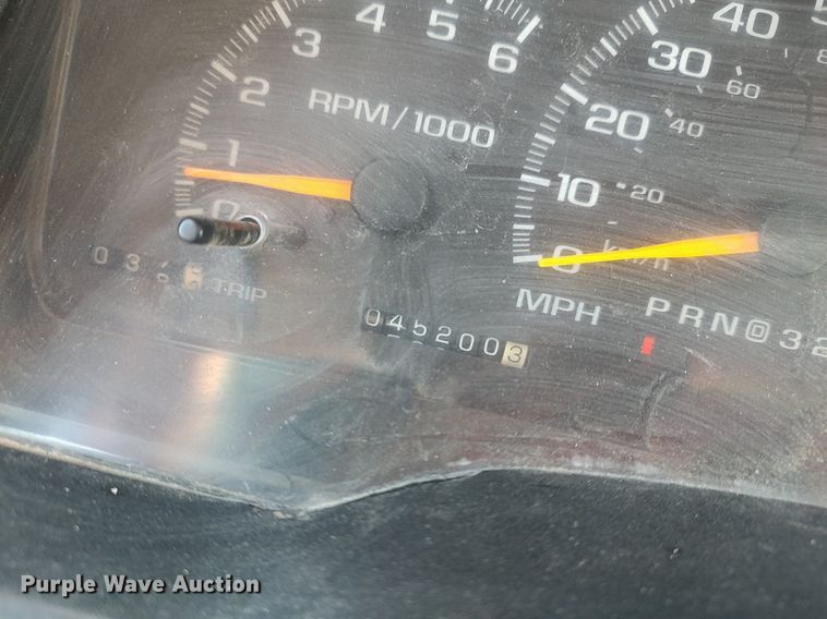 image for item LG9615 1999 Chevrolet C3500  flatbed pickup truck