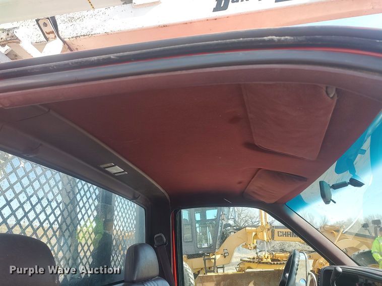 image for item LG9615 1999 Chevrolet C3500  flatbed pickup truck