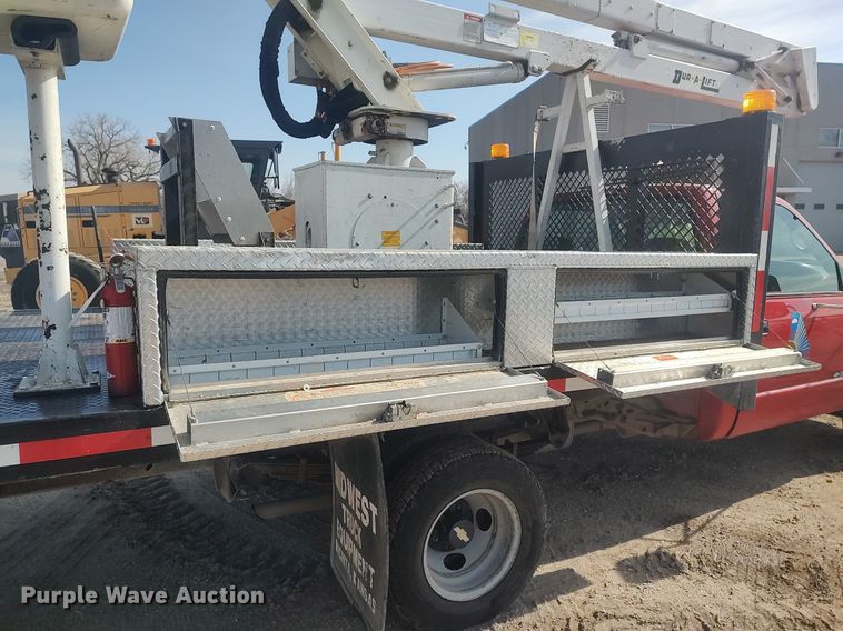 image for item LG9615 1999 Chevrolet C3500  flatbed pickup truck