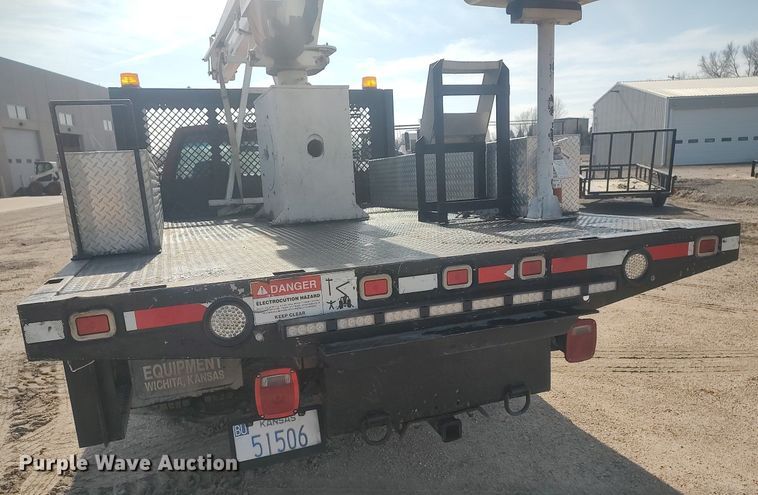 image for item LG9615 1999 Chevrolet C3500  flatbed pickup truck