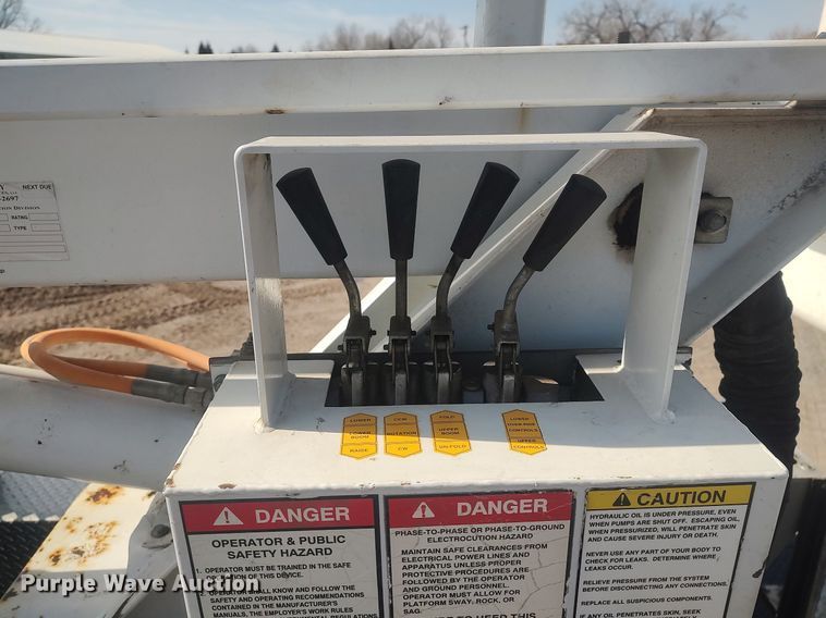 image for item LG9615 1999 Chevrolet C3500  flatbed pickup truck