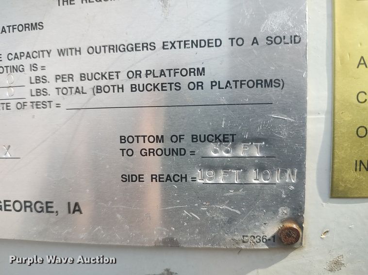 image for item LG9615 1999 Chevrolet C3500  flatbed pickup truck