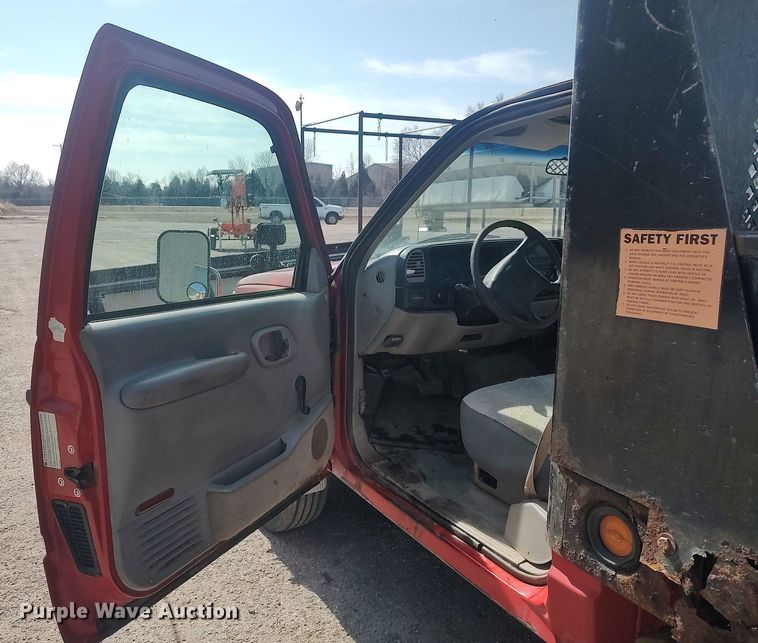 image for item LG9616 1996 Chevrolet C3500  dump flatbed pickup truck