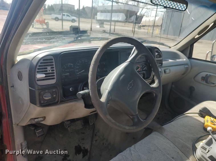 image for item LG9616 1996 Chevrolet C3500  dump flatbed pickup truck