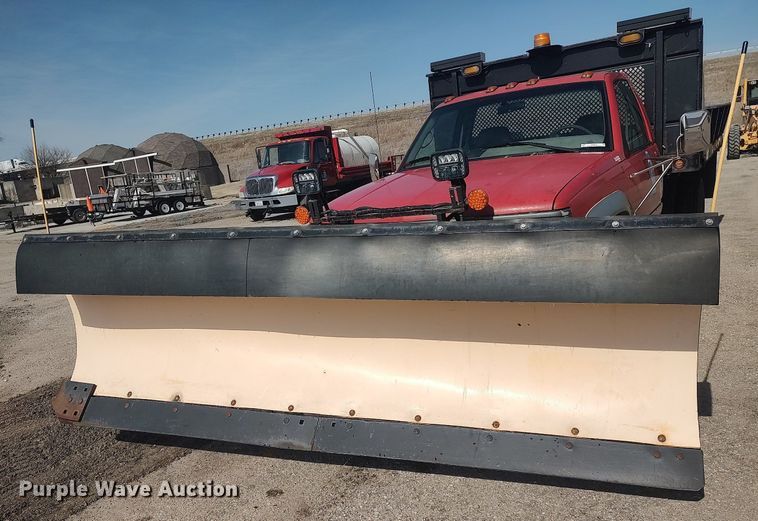 image for item LG9616 1996 Chevrolet C3500  dump flatbed pickup truck