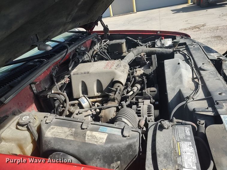 image for item LG9616 1996 Chevrolet C3500  dump flatbed pickup truck