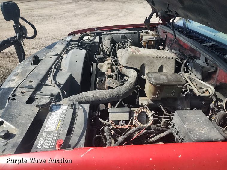 image for item LG9616 1996 Chevrolet C3500  dump flatbed pickup truck