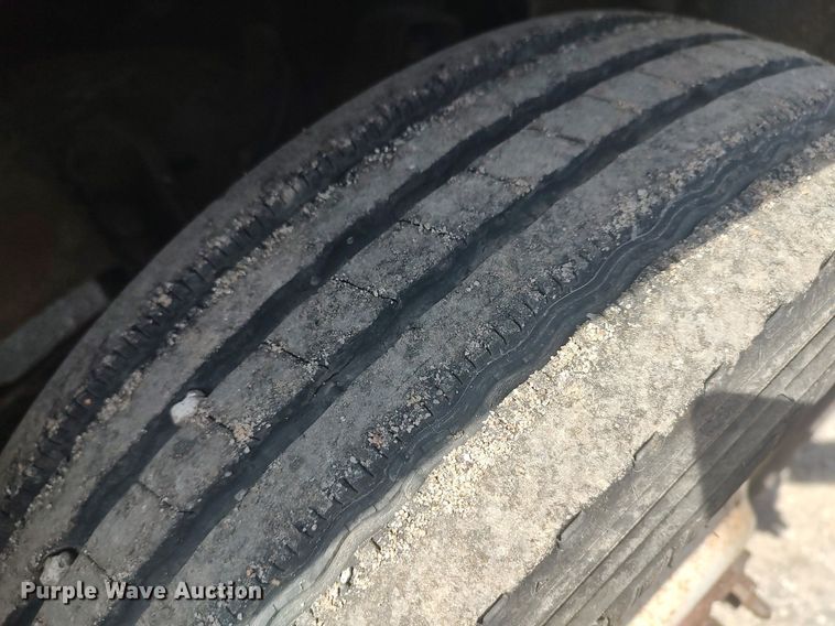 image for item LG9616 1996 Chevrolet C3500  dump flatbed pickup truck