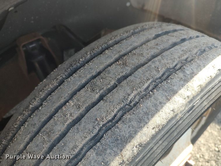 image for item LG9616 1996 Chevrolet C3500  dump flatbed pickup truck