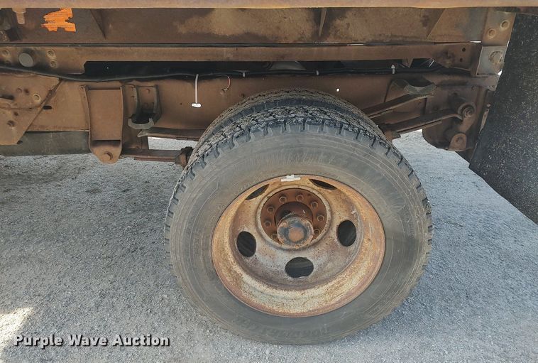 image for item LG9616 1996 Chevrolet C3500  dump flatbed pickup truck