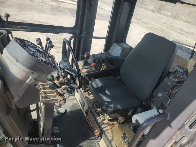 image for item LG9617 2000 Champion 720A VHP Series VI  motor grader