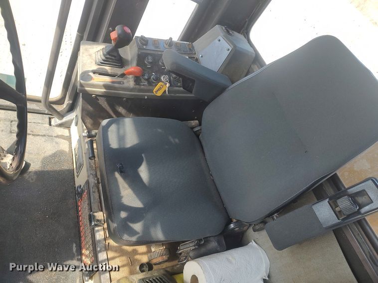 image for item LG9617 2000 Champion 720A VHP Series VI  motor grader