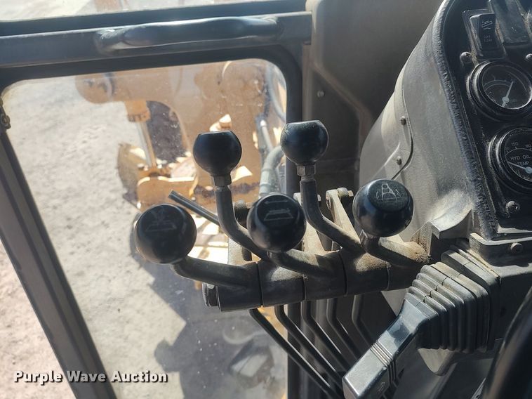 image for item LG9617 2000 Champion 720A VHP Series VI  motor grader