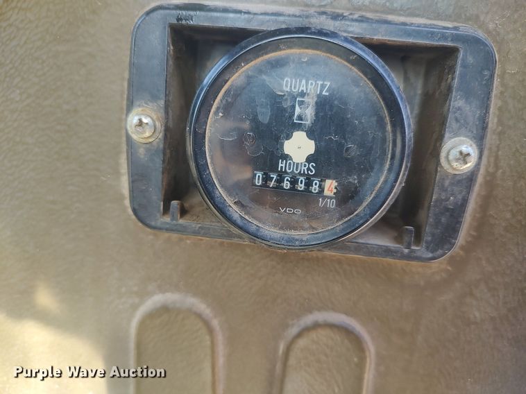 image for item LG9617 2000 Champion 720A VHP Series VI  motor grader