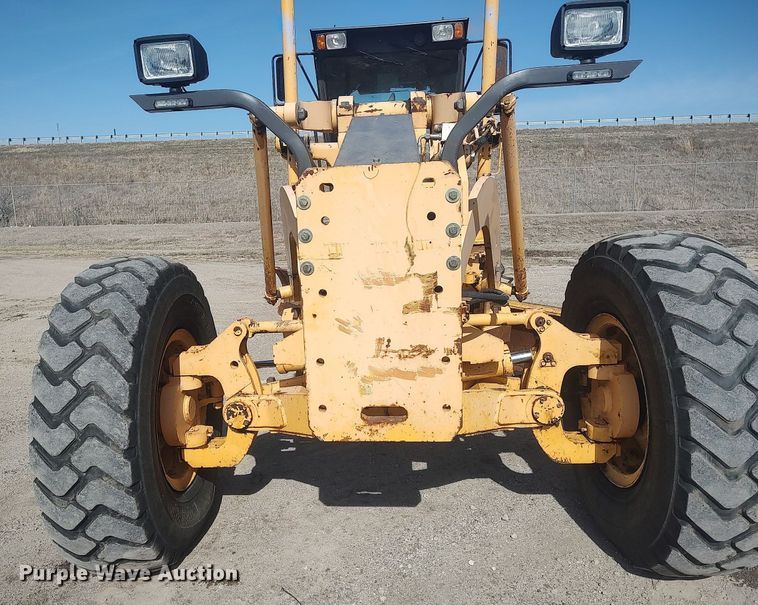 image for item LG9617 2000 Champion 720A VHP Series VI  motor grader