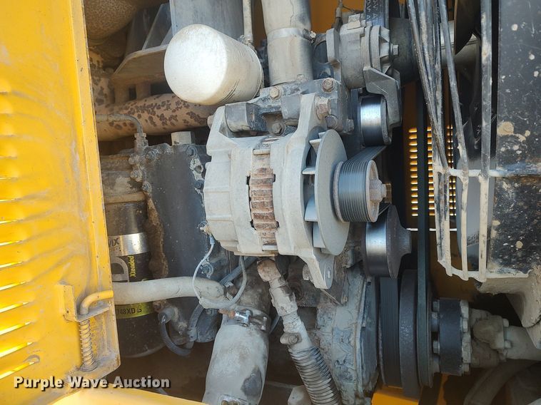 image for item LG9617 2000 Champion 720A VHP Series VI  motor grader