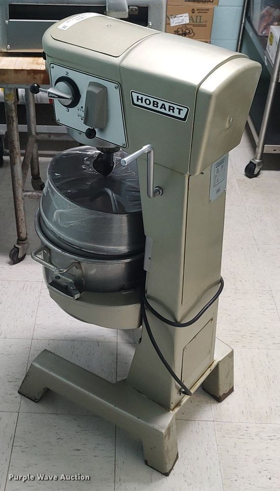 image for item LG9629 Hobart D300  mixer